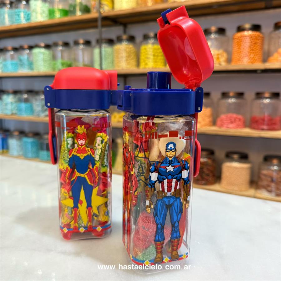 BOTELLA CUADRADA CON GOLOSINAS SUPERHEROES.
