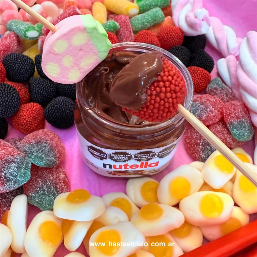 PICADA DE GOMITAS FONDUE DE NUTELLA GIGANTE